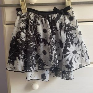black and white dandelion skirt